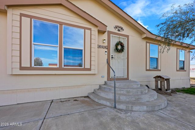 40424 N 251ST Avenue, Morristown, AZ 85342