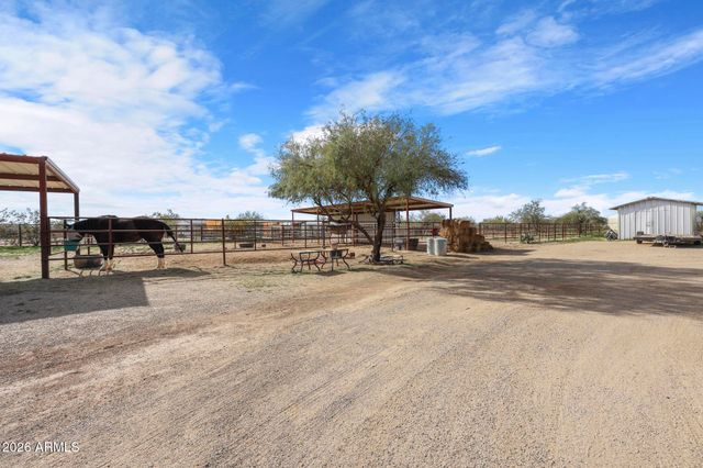 40424 N 251ST Avenue, Morristown, AZ 85342