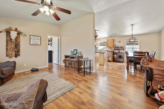 40424 N 251ST Avenue, Morristown, AZ 85342