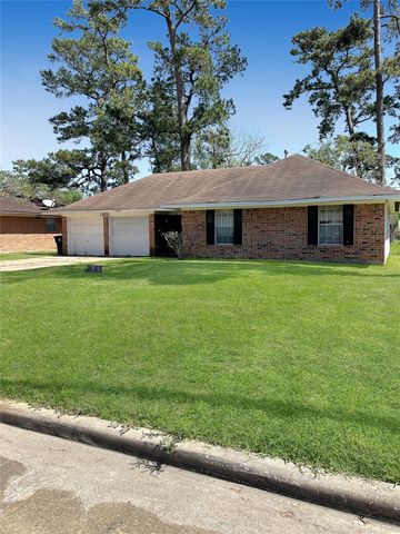 10526 Envoy Street, Houston, TX 77016