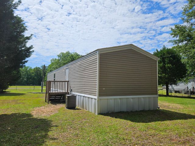 2719 Mallett Road, Manning, SC 29102