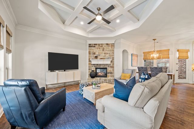 724 E Hill Street, Keller, TX 76248