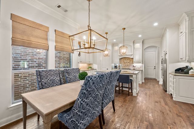 724 E Hill Street, Keller, TX 76248