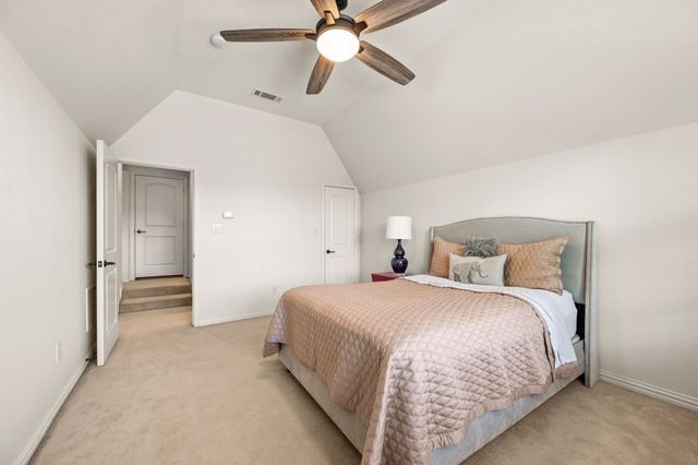 724 E Hill Street, Keller, TX 76248