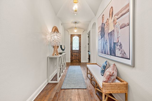 724 E Hill Street, Keller, TX 76248