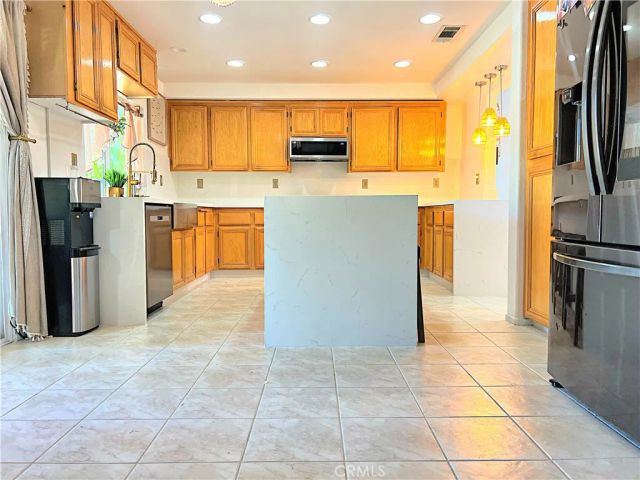 39883 Penina Way, Palmdale, CA 93551