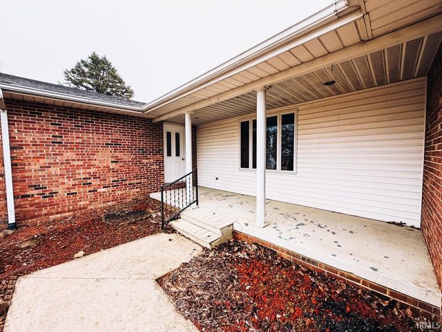 525 E Babcock Lane, Rensselaer, IN 47978