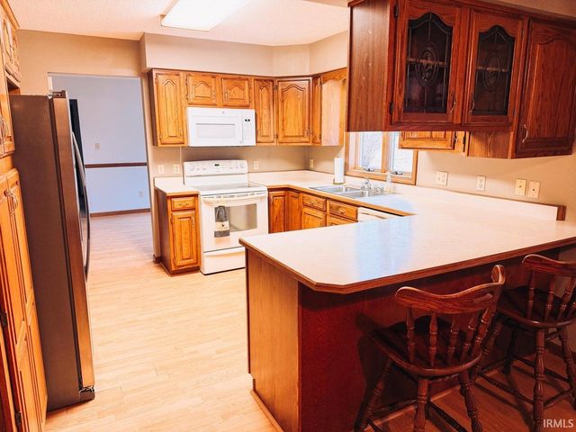 525 E Babcock Lane, Rensselaer, IN 47978