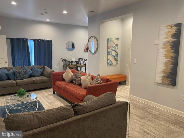 980 N MARSHALL ST, Philadelphia, PA 19123