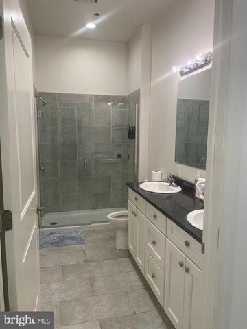 980 N MARSHALL ST, Philadelphia, PA 19123