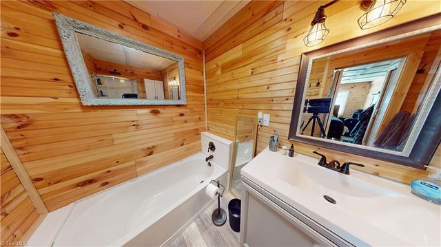 296 N Franklin Road, Mount Airy, NC 27030