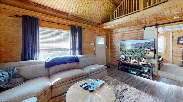 296 N Franklin Road, Mount Airy, NC 27030