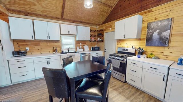 296 N Franklin Road, Mount Airy, NC 27030