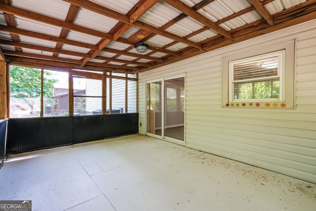 2852 Melanie Lane, Douglasville, GA 30135