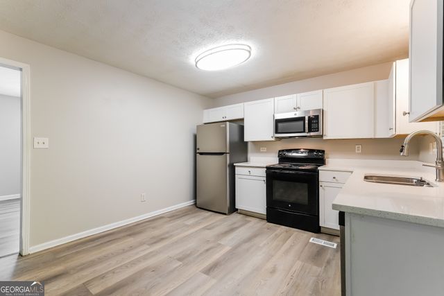 2852 Melanie Lane, Douglasville, GA 30135