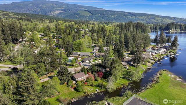371 Lakeside Drive, Sedro Woolley, WA 98284