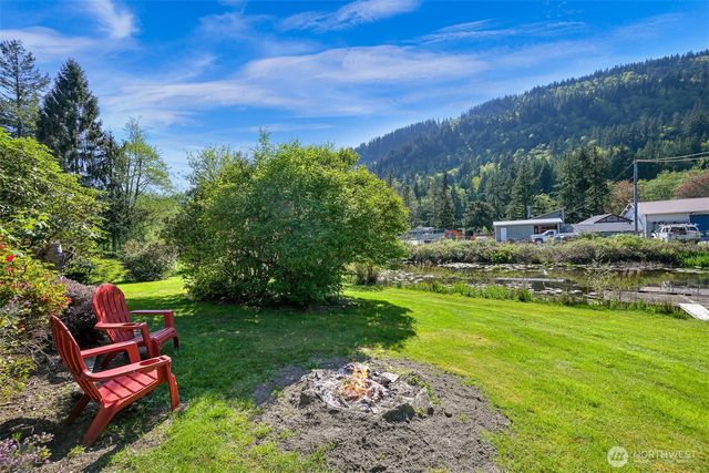 371 Lakeside Drive, Sedro Woolley, WA 98284