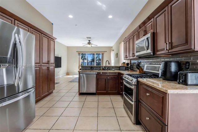 13124 SW 54th Ct, Miramar, FL 33027