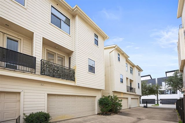 2320 Emancipation Avenue, Houston, TX 77004