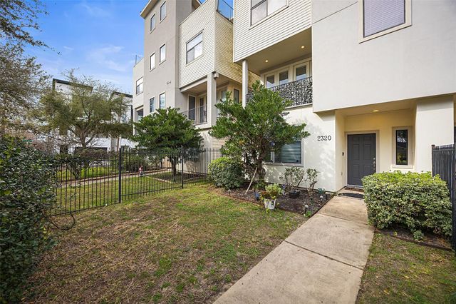 2320 Emancipation Avenue, Houston, TX 77004