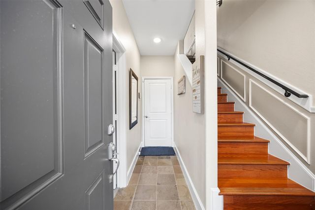 2320 Emancipation Avenue, Houston, TX 77004