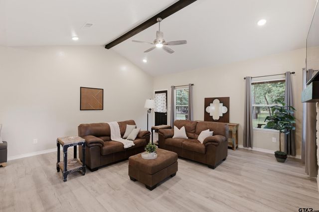 733 King Arthur Ct, Scroggins, TX 75480