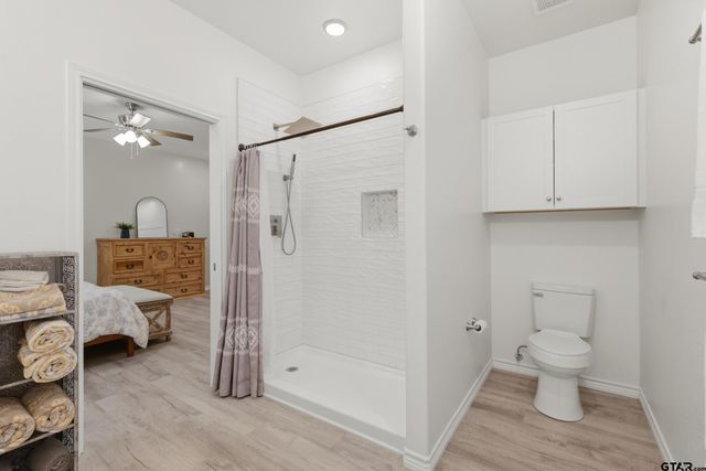 733 King Arthur Ct, Scroggins, TX 75480
