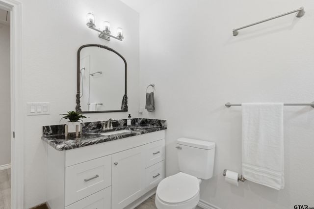 733 King Arthur Ct, Scroggins, TX 75480