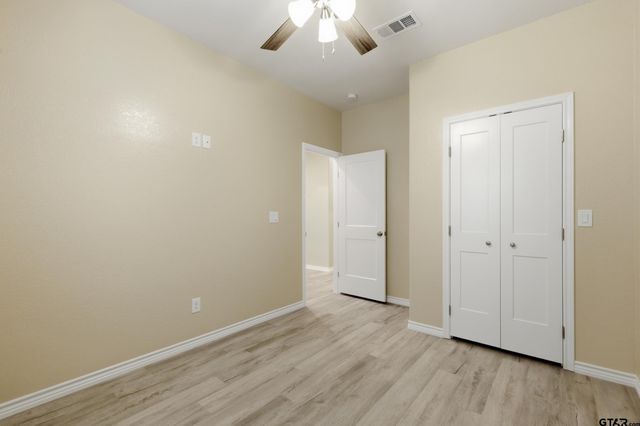 733 King Arthur Ct, Scroggins, TX 75480