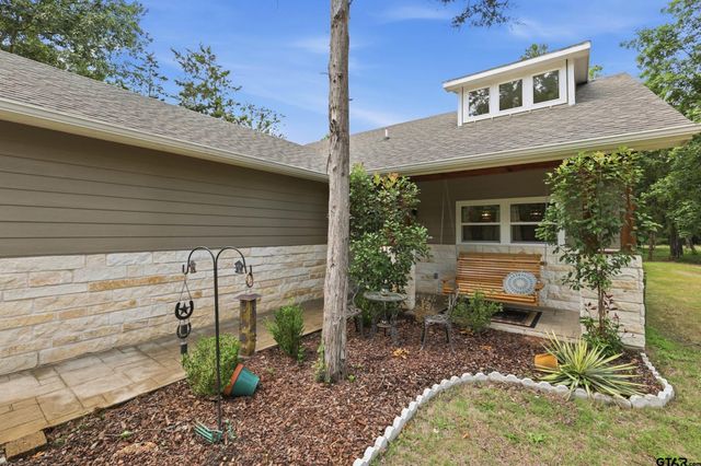 733 King Arthur Ct, Scroggins, TX 75480
