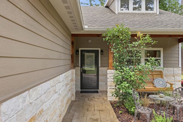 733 King Arthur Ct, Scroggins, TX 75480