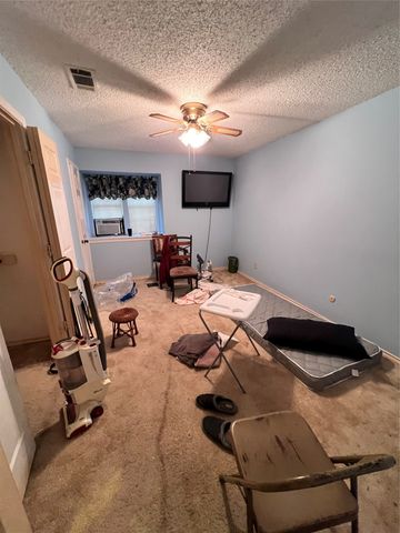 4831 Berridge Lane, Dallas, TX 75227