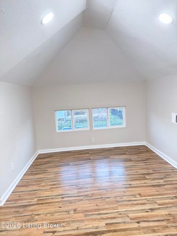 2530 W Kentucky St, Louisville, KY 40210