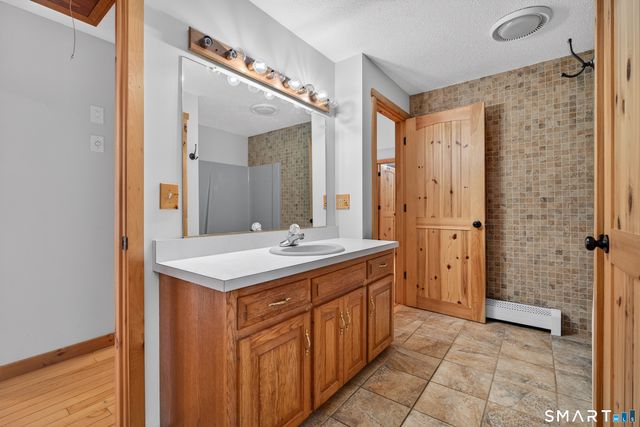 86 Hi Lea Farm Road, Colchester, CT 06415