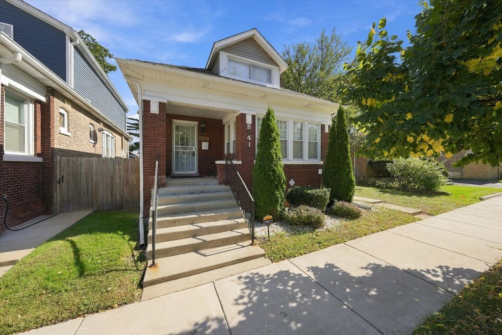 8041 S Dorchester Avenue, Chicago, IL 60619 — exterior