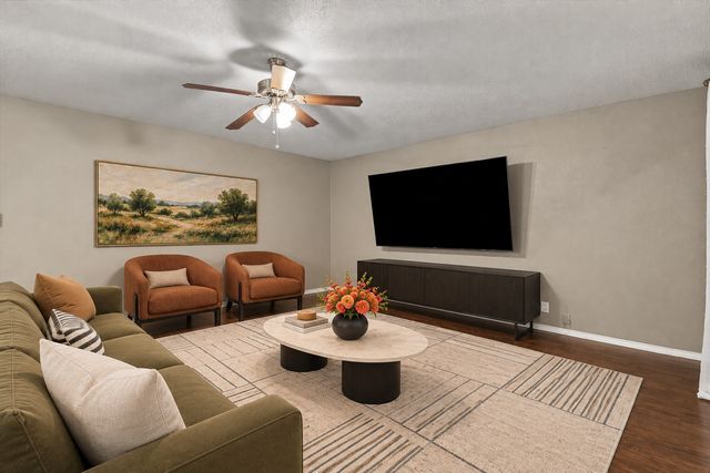 1424 Autumncrest Drive, Arlington, TX 76002
