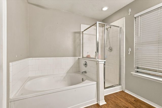 1424 Autumncrest Drive, Arlington, TX 76002