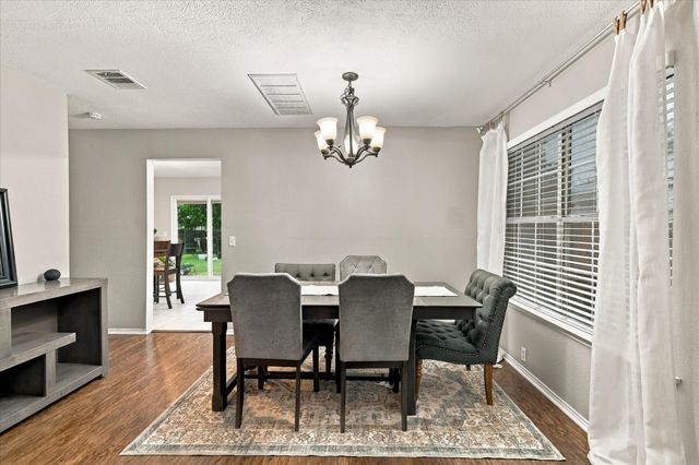 1424 Autumncrest Drive, Arlington, TX 76002