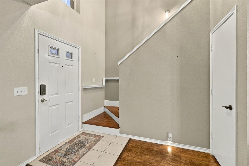 1424 Autumncrest Drive, Arlington, TX 76002 — photo 3