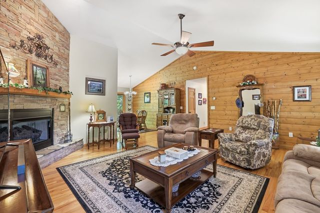 82 Rileigh Ridge Road, Blairsville, GA 30512