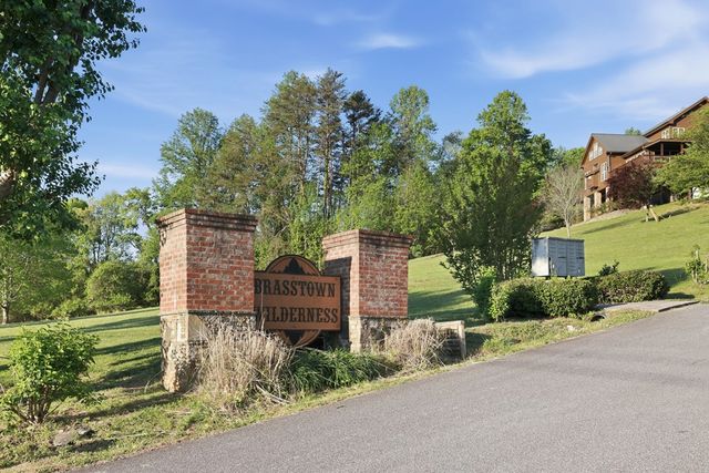 82 Rileigh Ridge Road, Blairsville, GA 30512