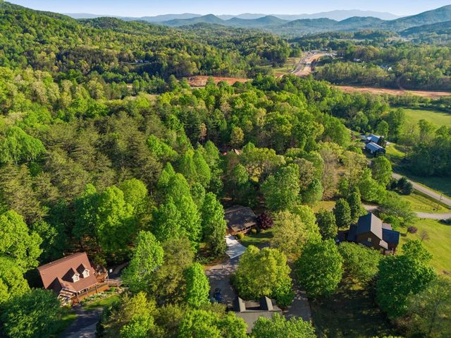 82 Rileigh Ridge Road, Blairsville, GA 30512