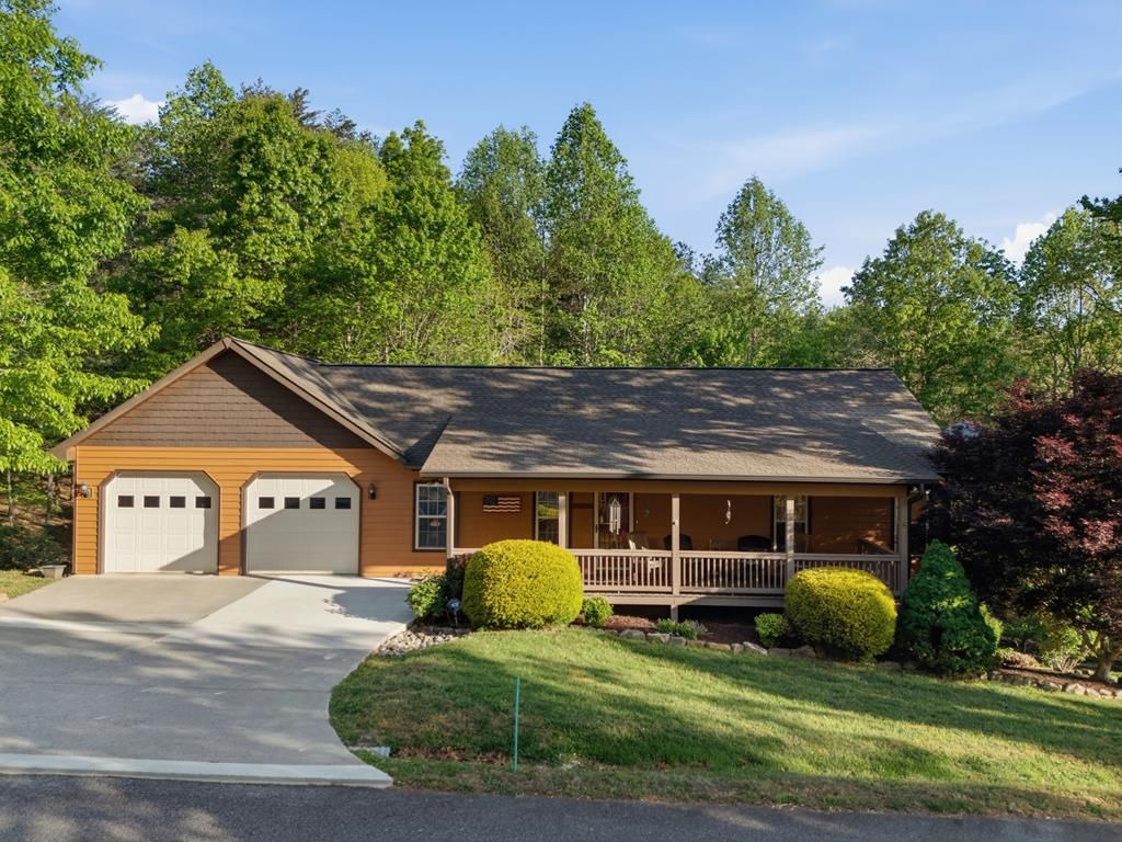 82 Rileigh Ridge Road, Blairsville, GA 30512
