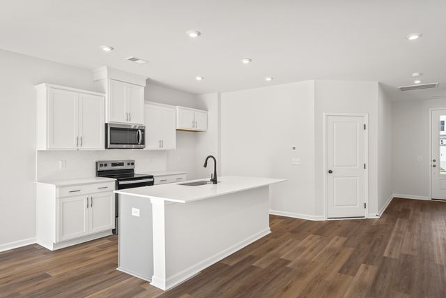 2130 Cheltenham Place, Columbia, TN 38401