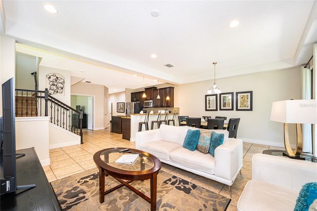 8127 ROSEVILLE BOULEVARD, Davenport, FL 33896
