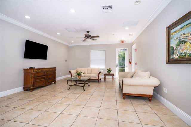 8127 ROSEVILLE BOULEVARD, Davenport, FL 33896