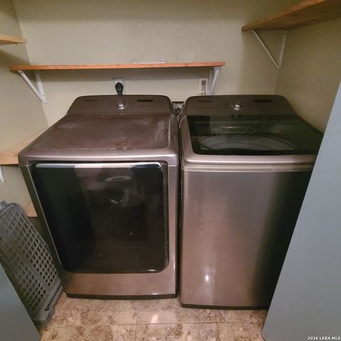 12020 Maplerock, San Antonio, TX 78230