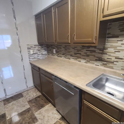 12020 Maplerock, San Antonio, TX 78230