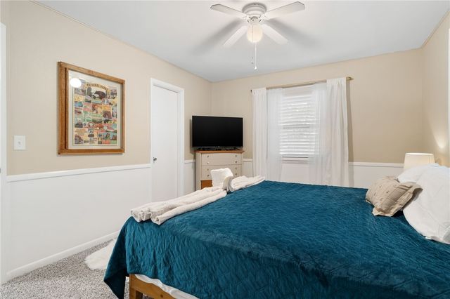 609 Dyer Street, Springdale, AR 72762