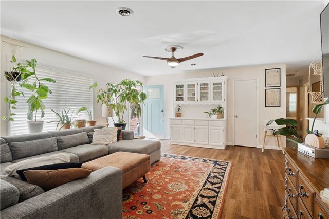 609 Dyer Street, Springdale, AR 72762